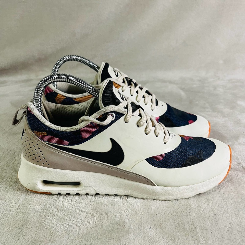 Nike Shoes Women's Size 7.5 White Air Max Thea Jacquard Premium Print Sneaker